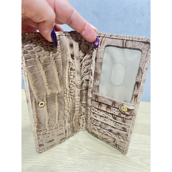 BRAHMIN ADY “SCALLOP OMBRE MELBOURNE” LEATHER WALLET-WARM NEUTRAL TONES NWOT - Picture 4 of 11